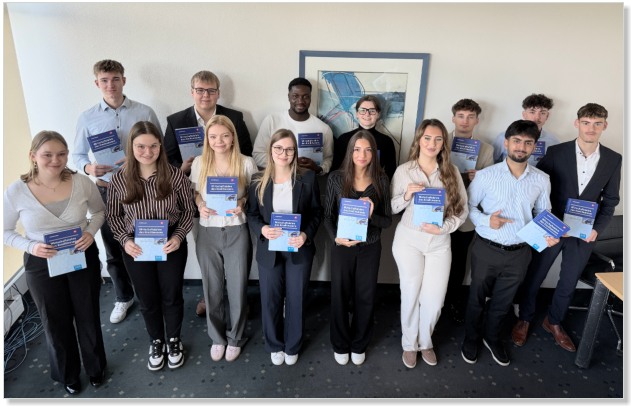 Auszubildende Volksbank Raiffeisenbank eG August 2025