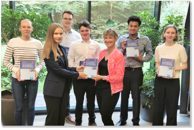 Ausbildungsstart 2025 bei der Raiffeisenbank eG 